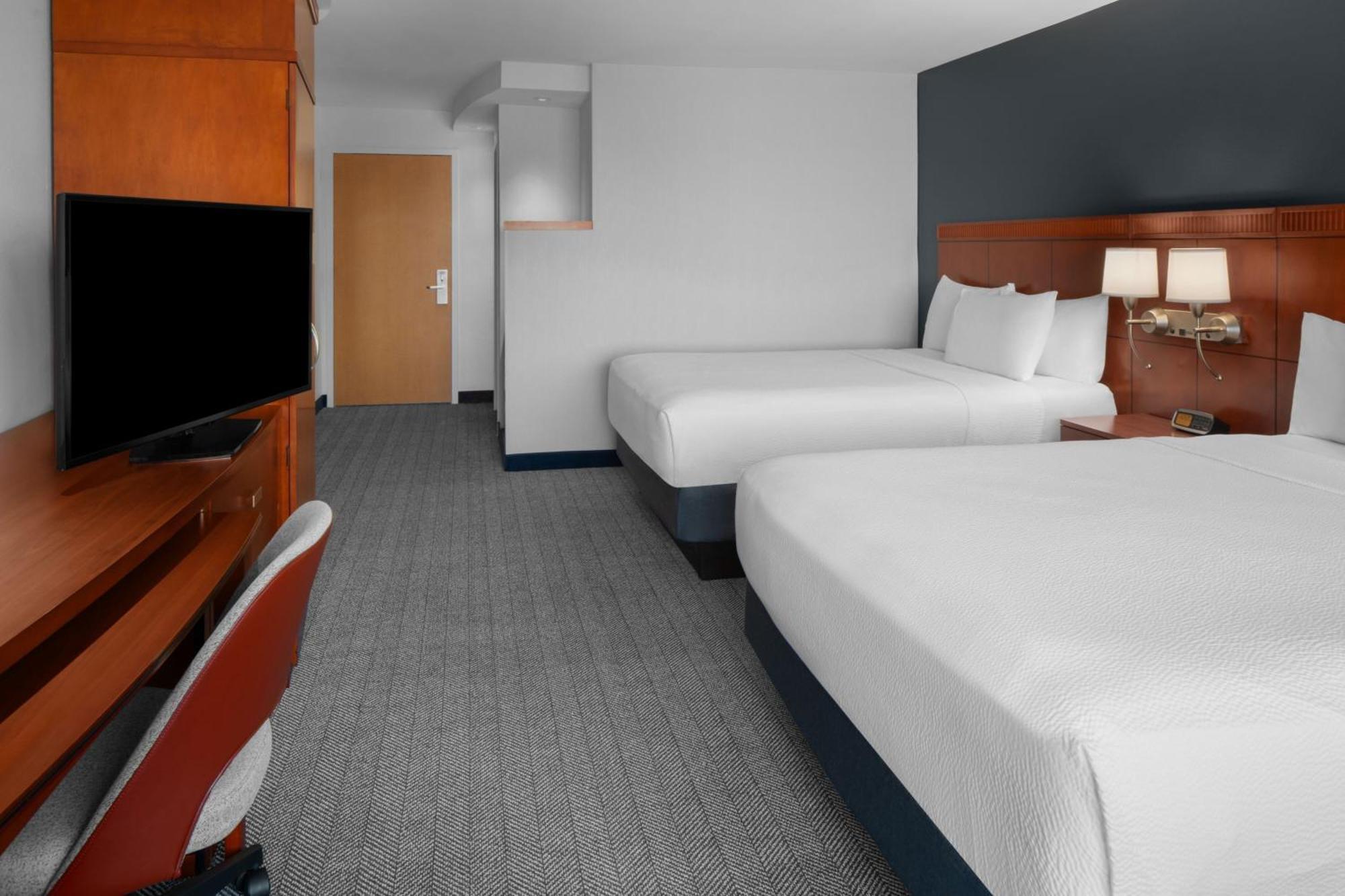 คอร์ตยาร์ด ฟีนิกซ์ เวสต์/อวอนเดล Hotel ภายนอก รูปภาพ