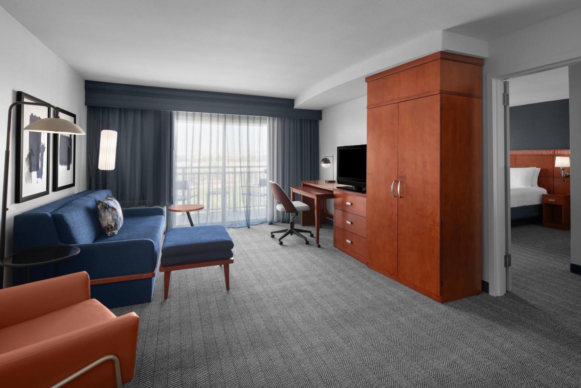 คอร์ตยาร์ด ฟีนิกซ์ เวสต์/อวอนเดล Hotel ภายนอก รูปภาพ