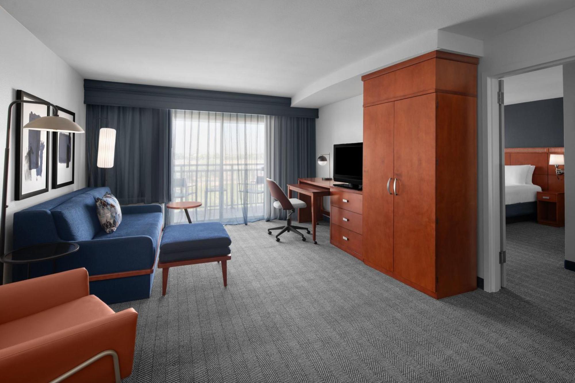 คอร์ตยาร์ด ฟีนิกซ์ เวสต์/อวอนเดล Hotel ภายนอก รูปภาพ