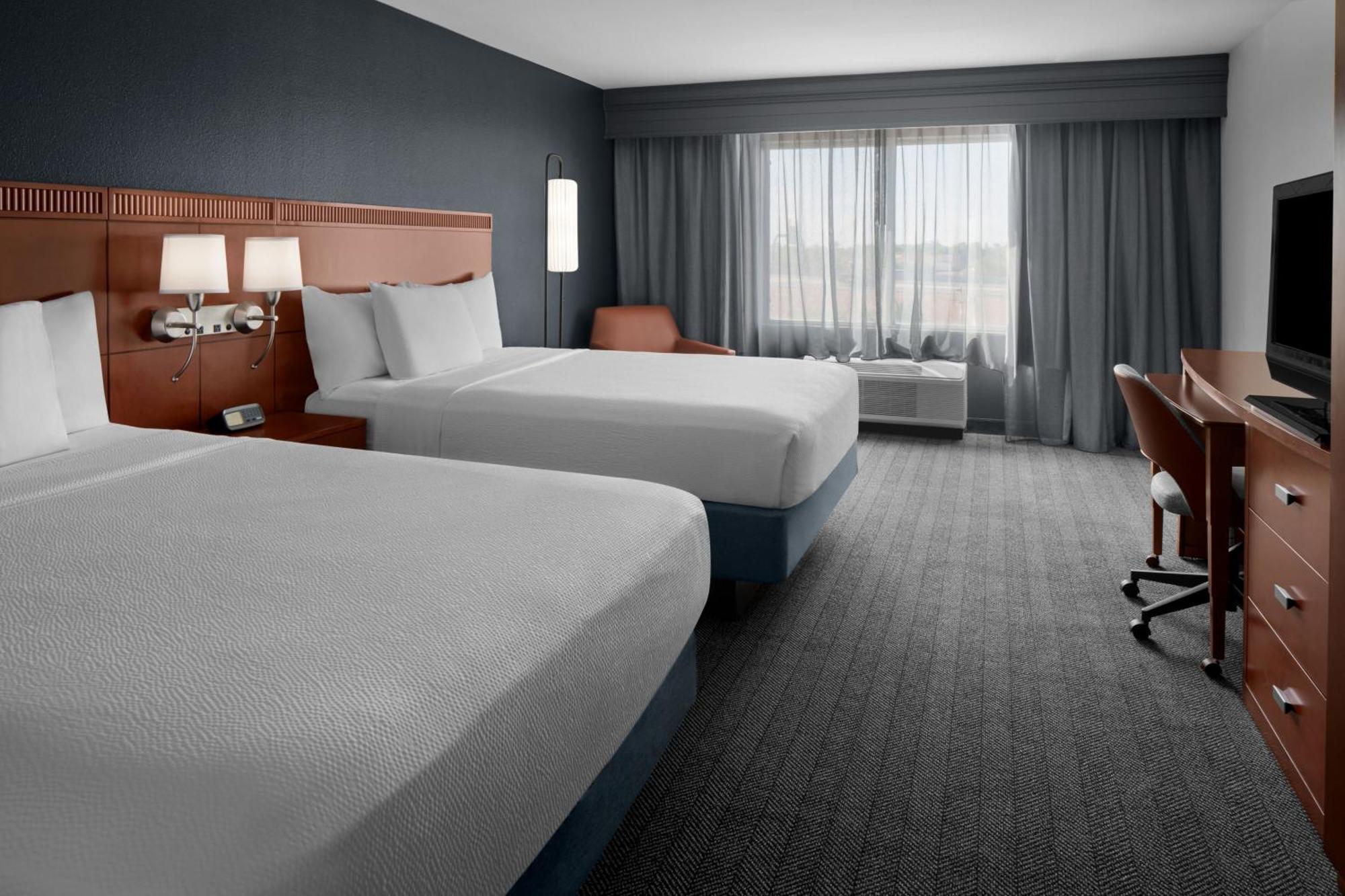 คอร์ตยาร์ด ฟีนิกซ์ เวสต์/อวอนเดล Hotel ภายนอก รูปภาพ